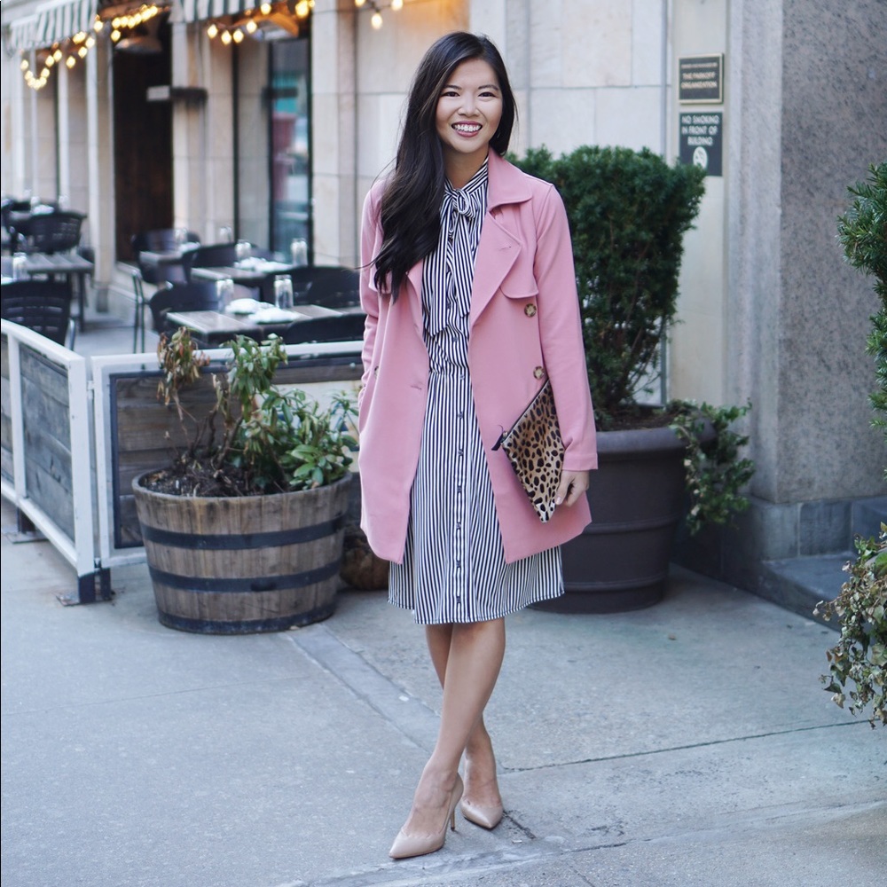 Pink trench coat - Picture 2 of 9